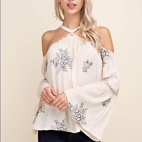 Flare Sleeve Floral Halter - Picture 3 of 5